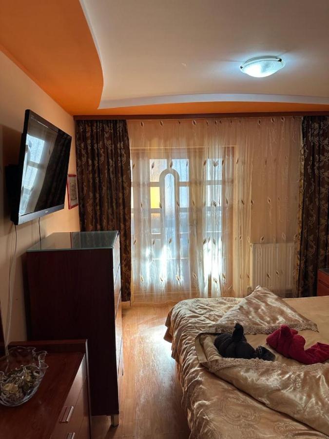 Apartament Casa Alexia Botoşani Buitenkant foto