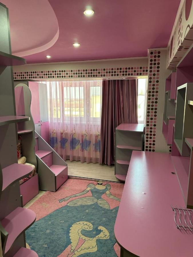 Apartament Casa Alexia Botoşani Buitenkant foto